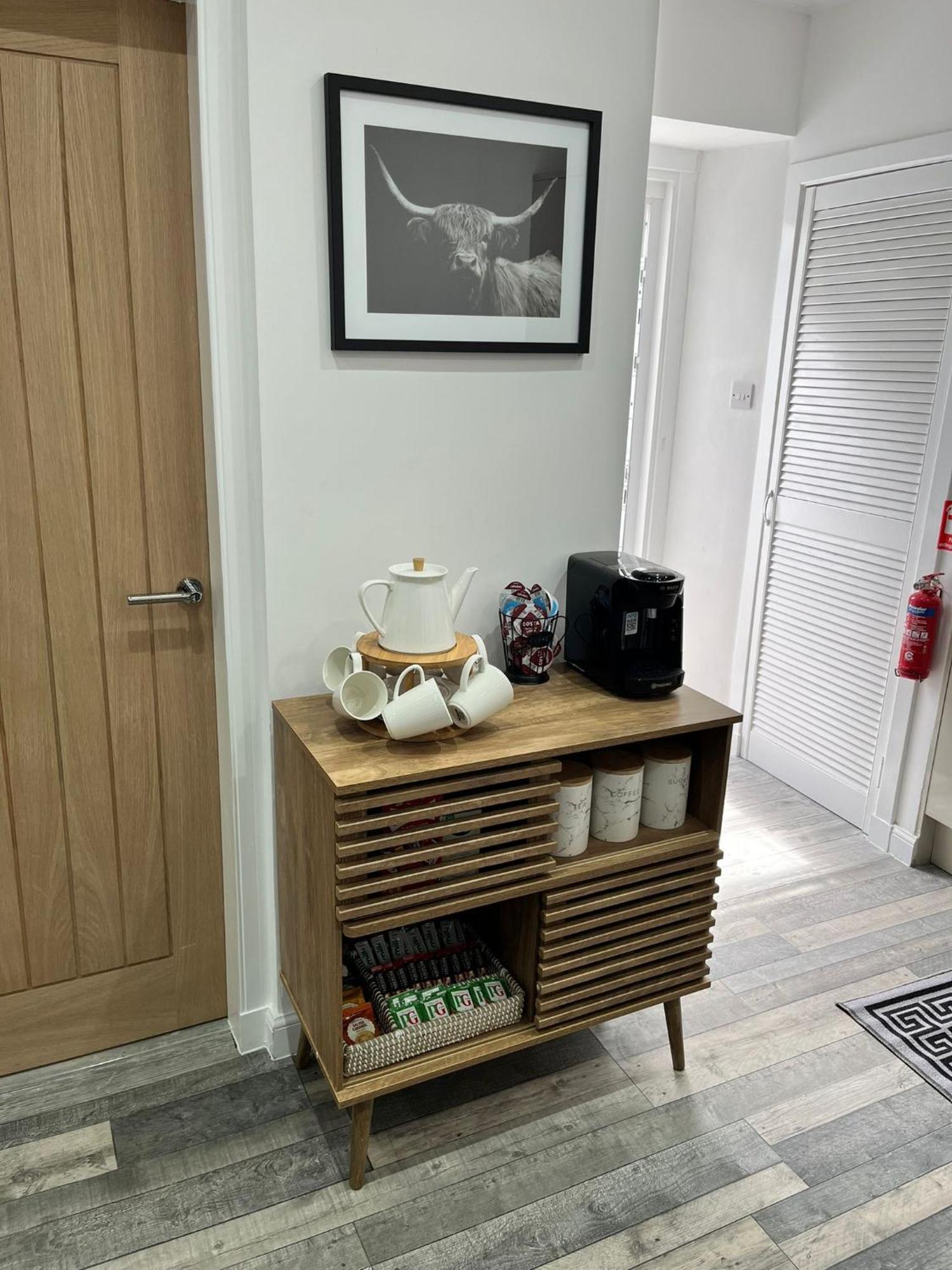 Apartment 39 Wells Street *